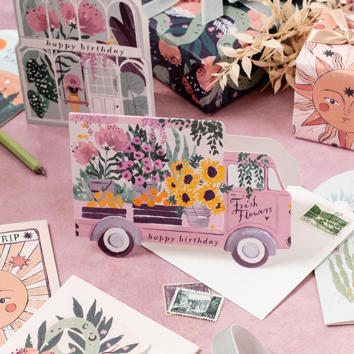 Tarjeta de felicitación Flower Truck de Sister Paper Co. – foto 2