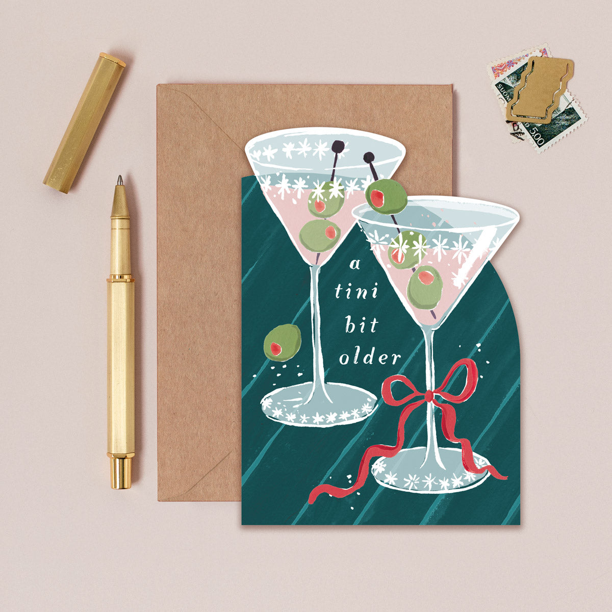 Tarjeta de felicitación Tini Bit Older Martini de Sister Paper Co. – foto 1