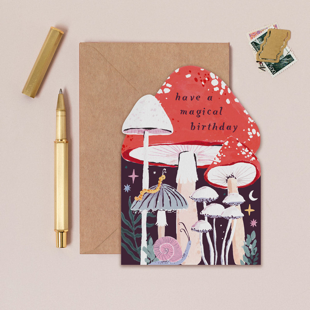 Tarjeta de felicitación Mushroom de Sister Paper Co. – foto 1