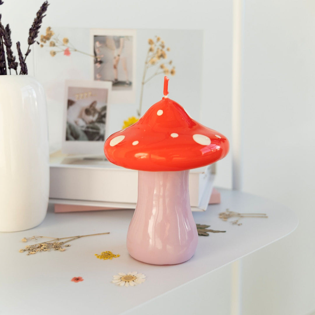 CANDLE - Helio Ferretti, Big Red Mushroom