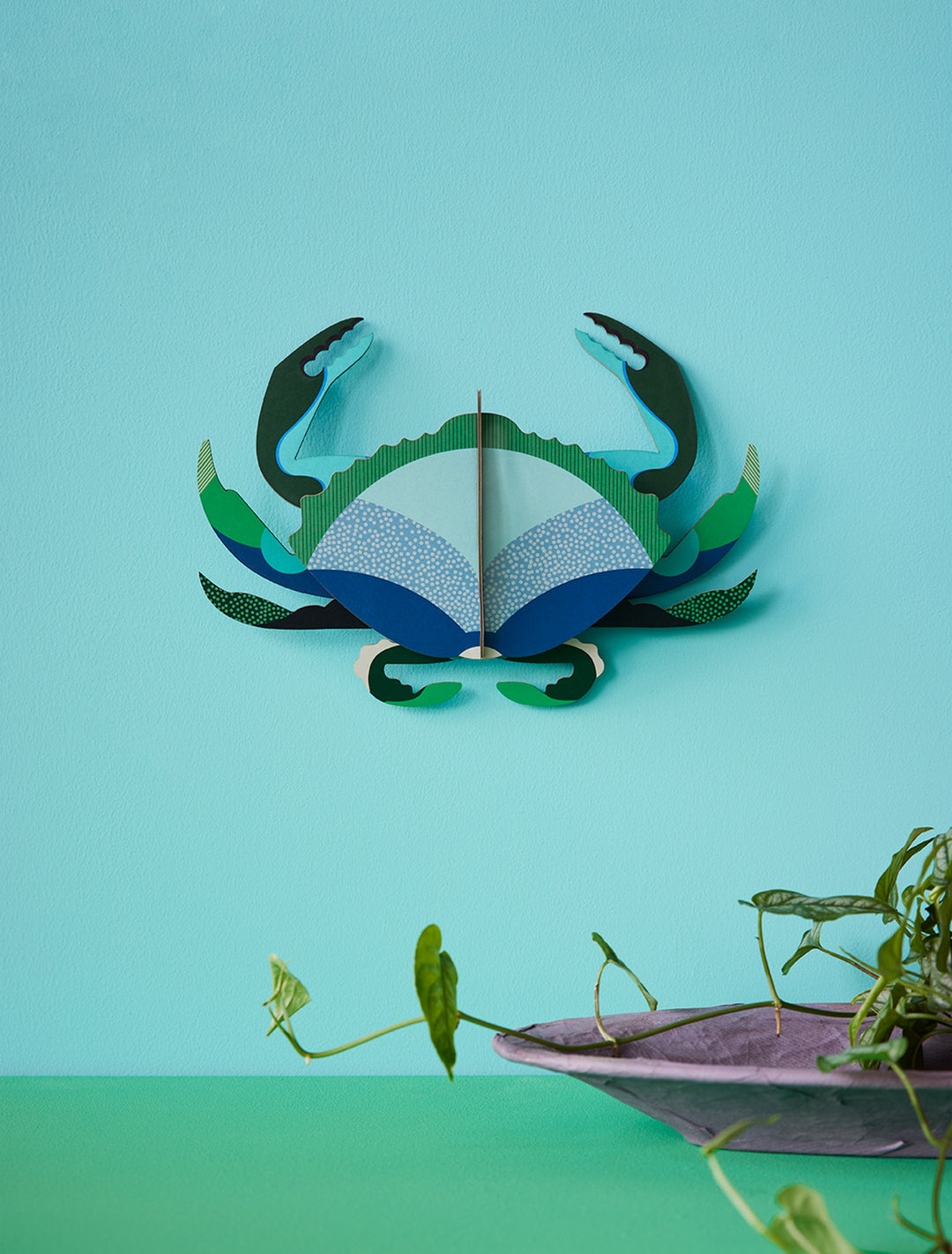 MAQUETA - Studio Roof, Aquamarine Crab