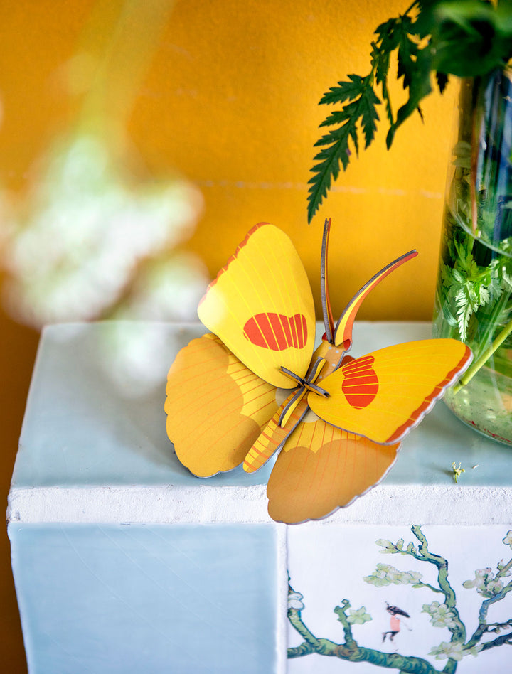 MAQUETA - Studio Roof, Yellow Butterfly